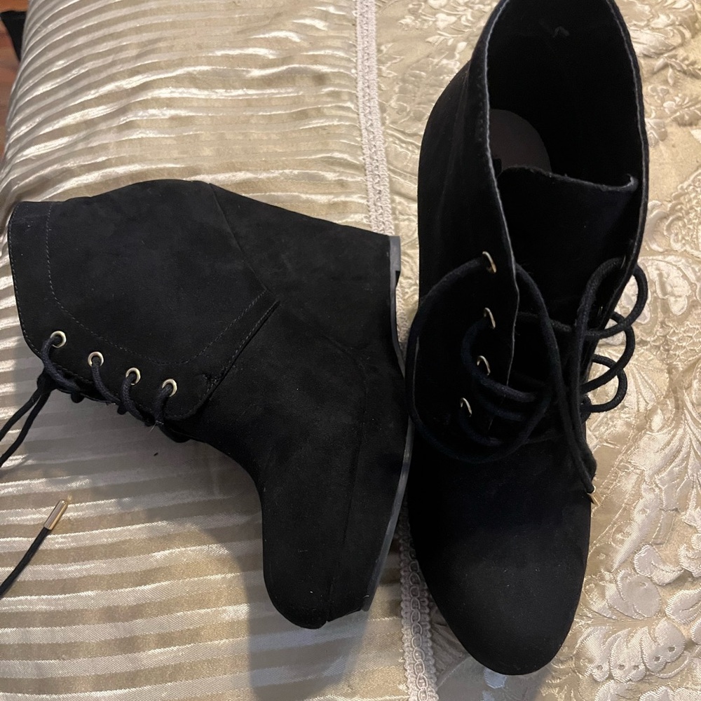 Forever 21 Black Lace-Up Wedge Boots